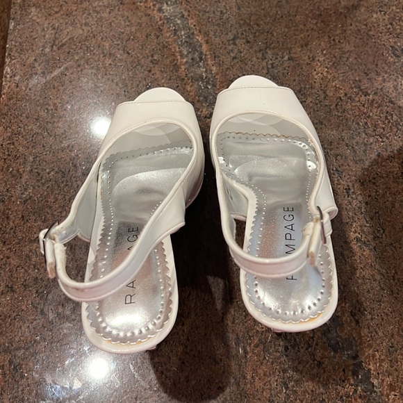 White peep-toe heels - Picture 5 of 5